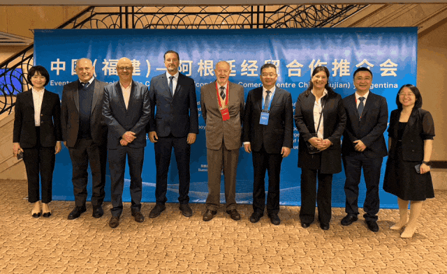 20250622/7f7f3a1cdccc644997038743946d88ae.gif